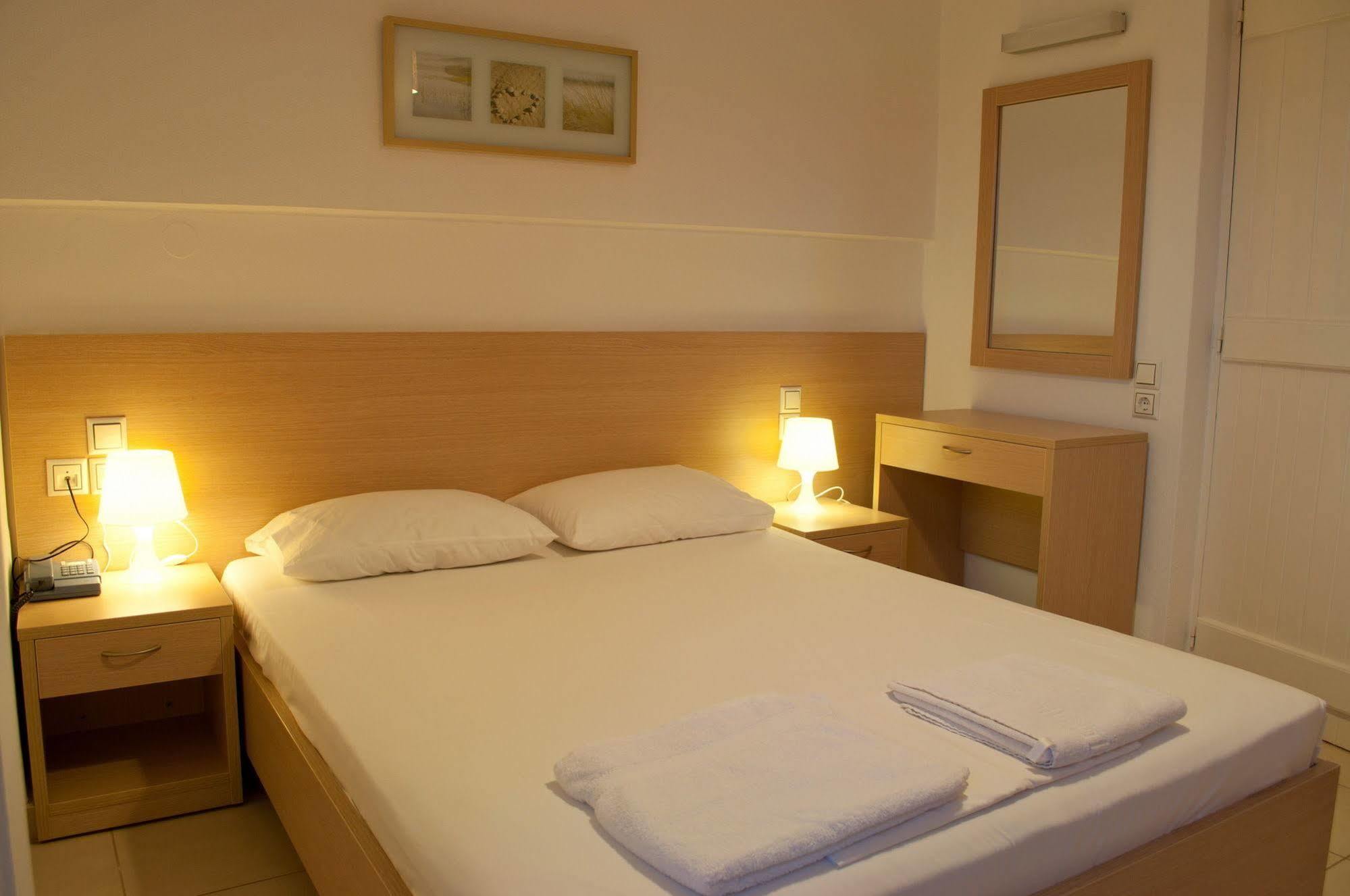 Castello Apartments Stalida Екстериор снимка